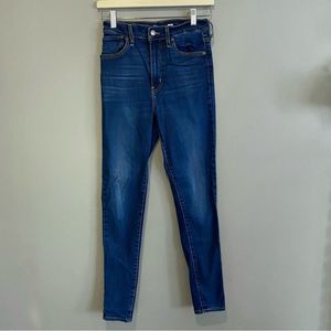 Levi's Mile High Super Skinny Highwaisted Denim Jeans Women Size 28